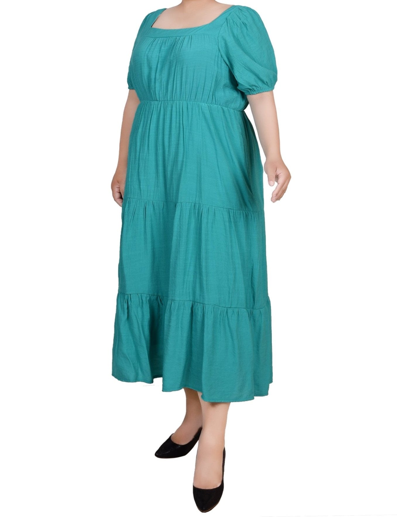 Short Sleeve Tiered Midi Dress - Plus