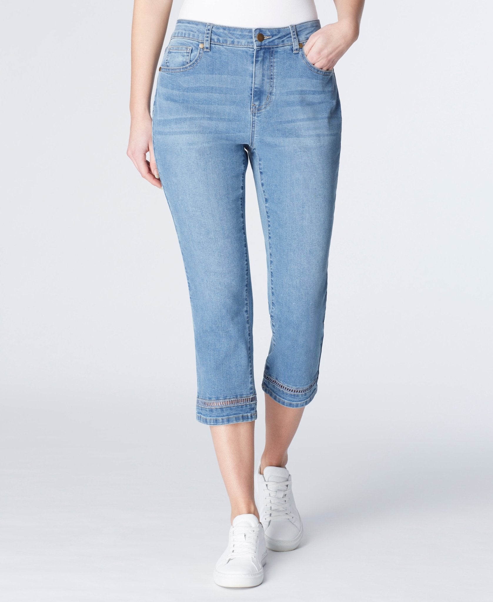 Signature Capri With Crochet Detail